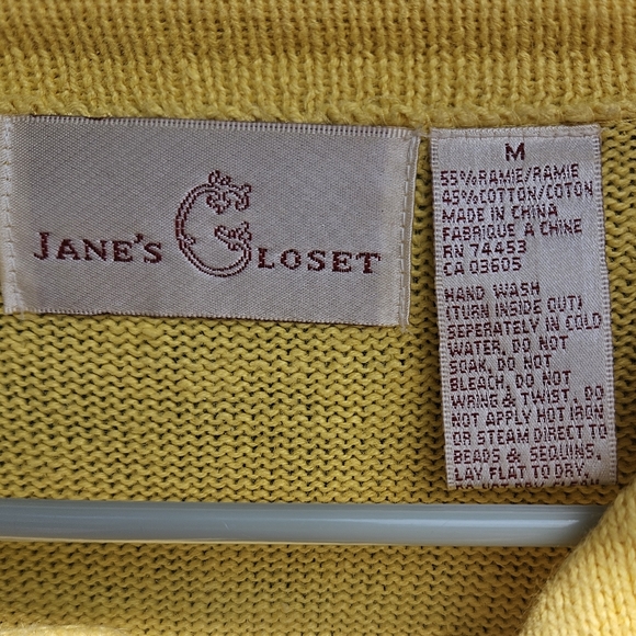 Vintage novelty cardigan with sparkle ✨️ - Picture 4 of 7